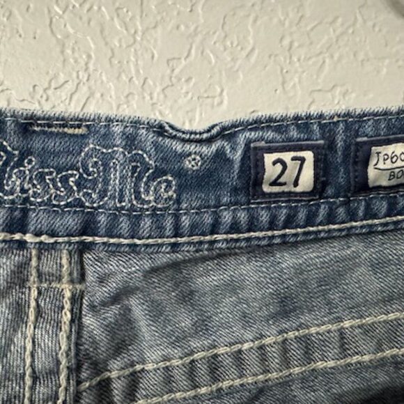 Miss Me Boot cut Womens jeans with American Flag on Pockets - Picture 4 of 5